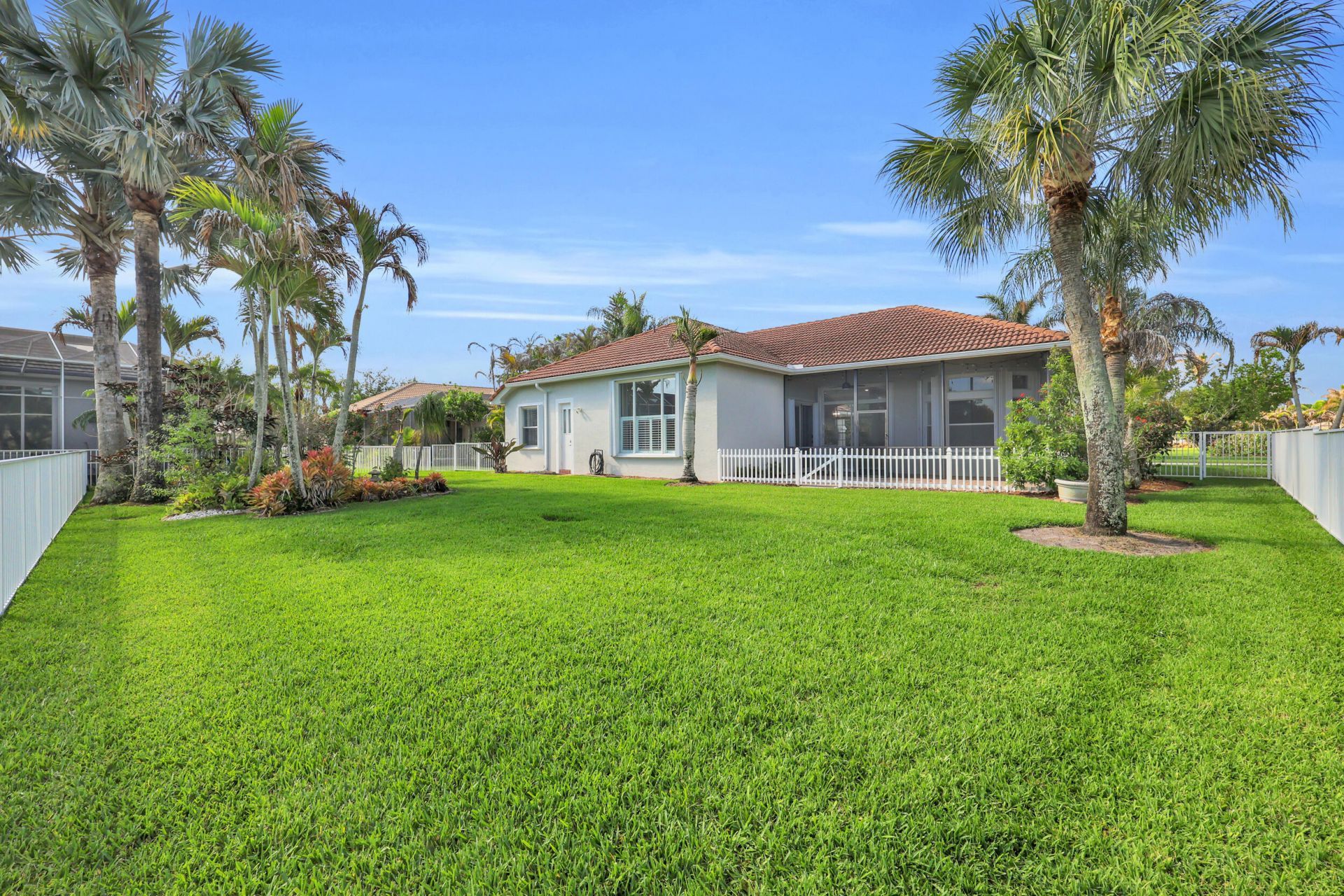7041 SE Bay Hill Drive, Stuart, FL 34997 Photo