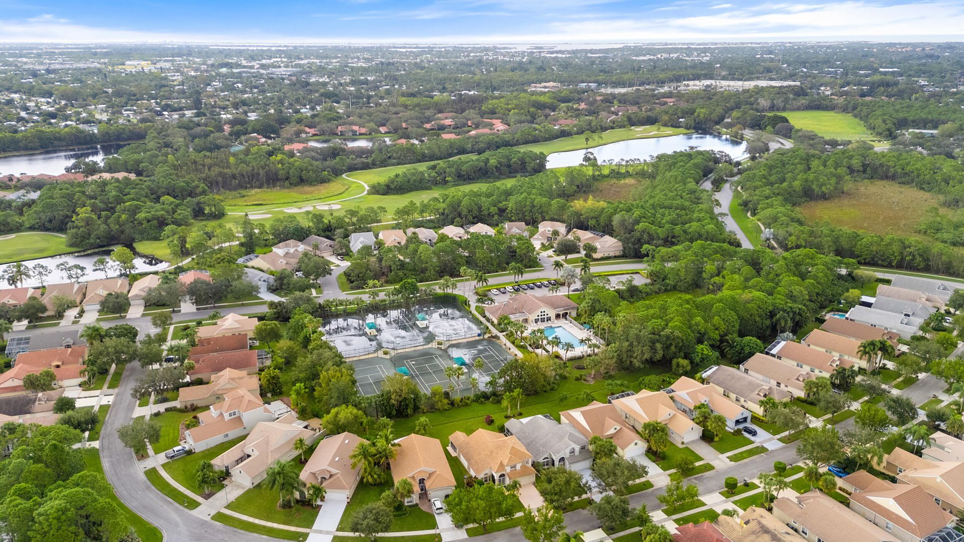 7041 SE Bay Hill Drive, Stuart, FL 34997 Photo