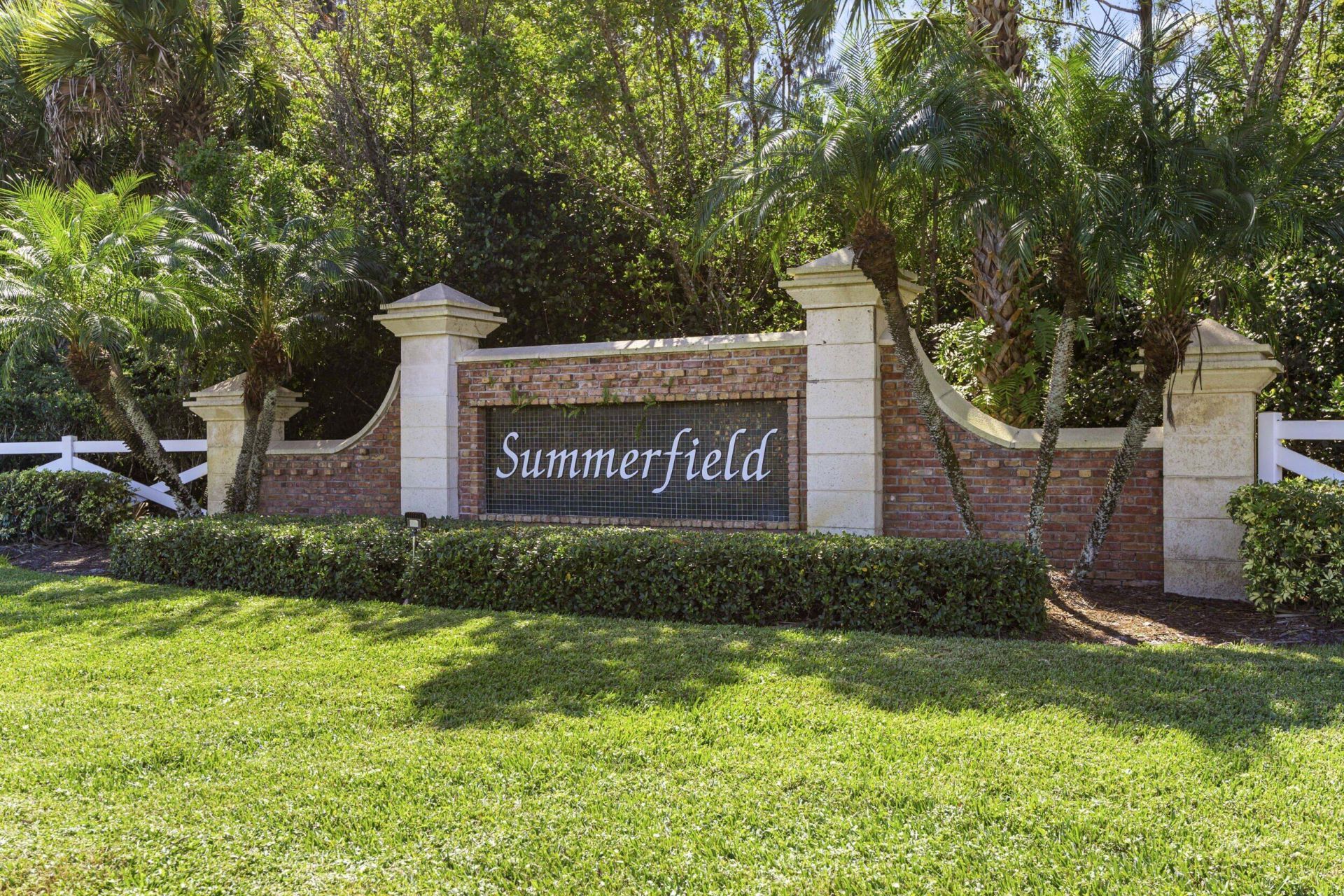 7041 SE Bay Hill Drive, Stuart, FL 34997 Photo