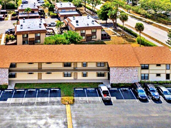 5894 Longbow Lane, Unit Apt 10, West Palm Beach, FL 33415