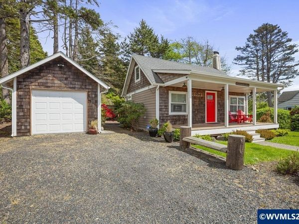 2704 SW Beach Av, Lincoln City, OR 97367