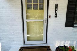 2434 Paxton Street  photo 4