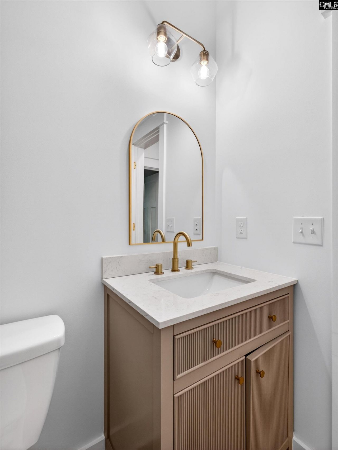 1116 Nazareth Road Photo 43