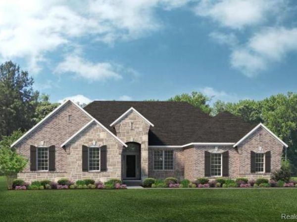 1057 Overlook Drive, Saline, MI 48176
