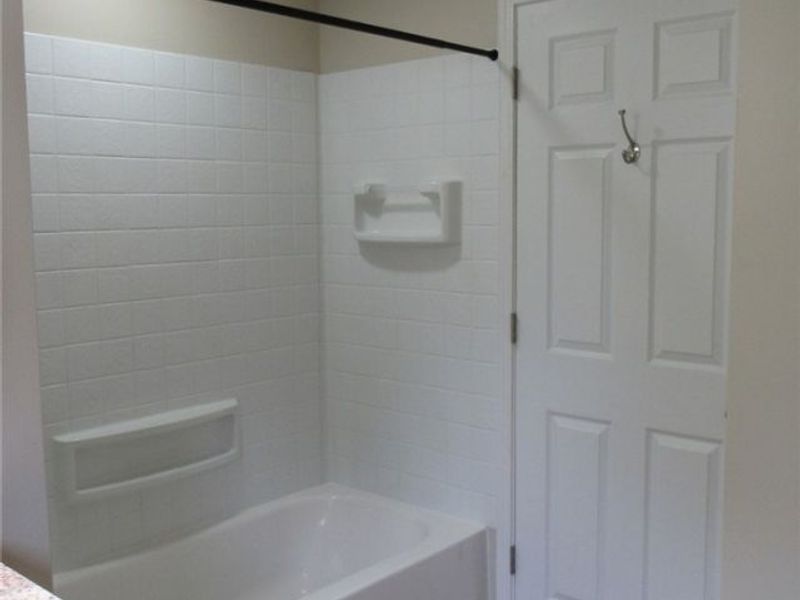 216 S Eagle Street , Geneva, OH 44041 Photo 19