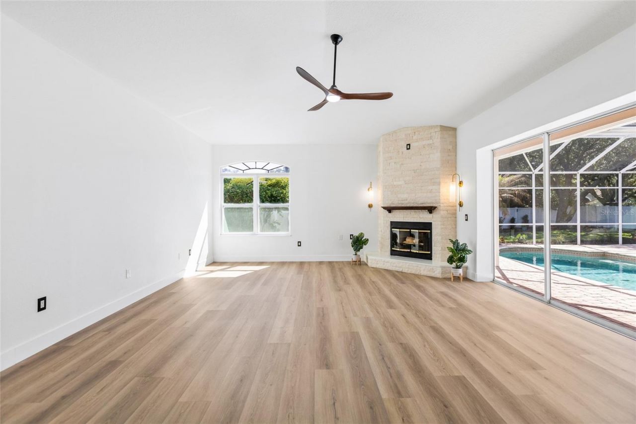 1534 E Lake Woodlands Parkway, Oldsmar, FL 34677 Photo