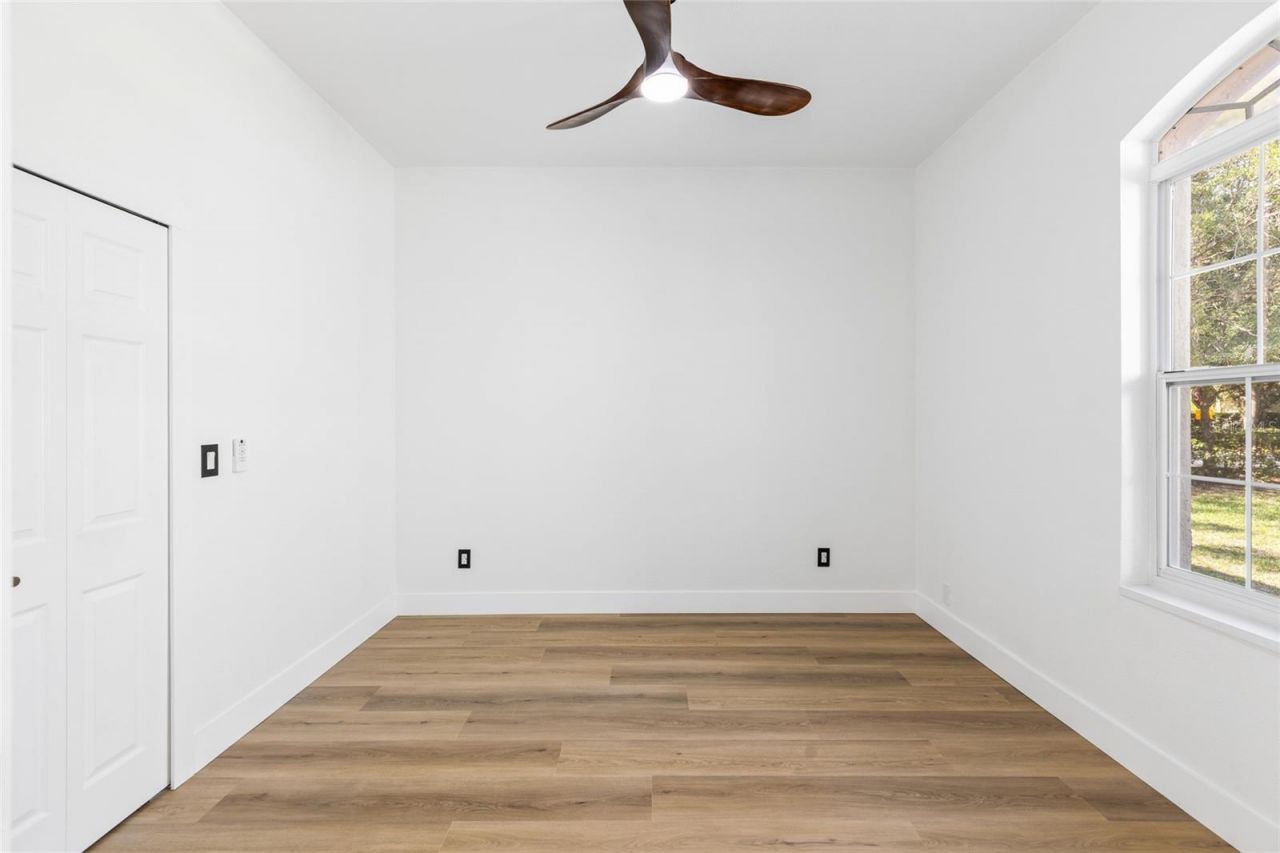 1534 E Lake Woodlands Parkway, Oldsmar, FL 34677 Photo