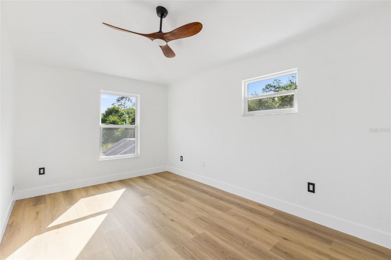 1534 E Lake Woodlands Parkway, Oldsmar, FL 34677 Photo