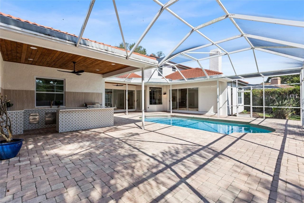 1534 E Lake Woodlands Parkway, Oldsmar, FL 34677 Photo