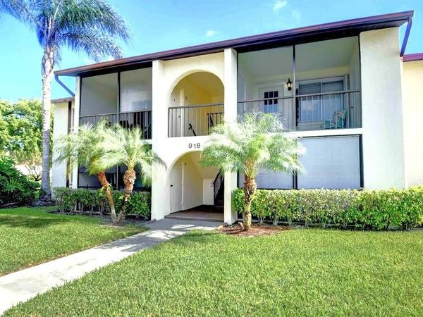 4850 Sable Pine Circle, Unit B2, West Palm Beach, FL 33417
