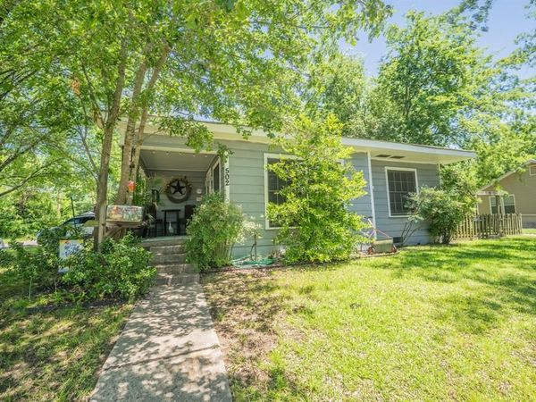 502 Davis Street S, Sulphur Springs, TX 75482