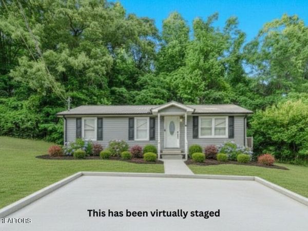 1224 Mountain View Circle, Etowah, TN 37331