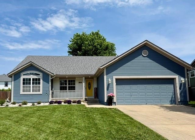 804 Spruce Drive, Greenwood, MO 64034 Main Photo