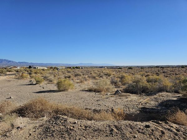 1760 Coca Place SE, Rio Rancho, NM 87124