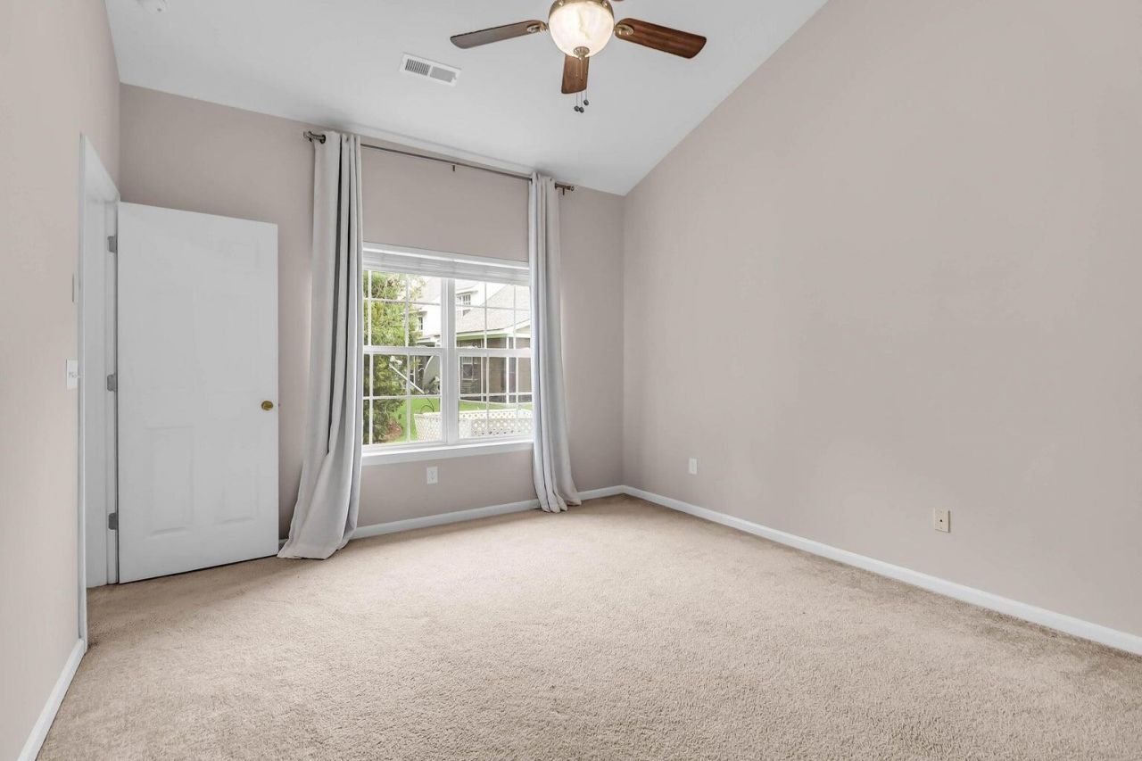 8712 Grassy Oak Trail Photo 20