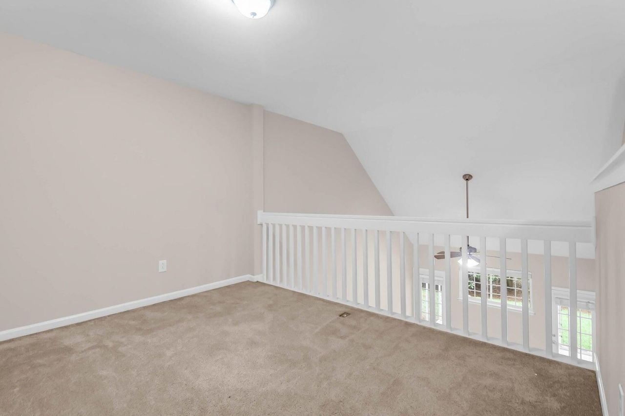 8712 Grassy Oak Trail Photo 24