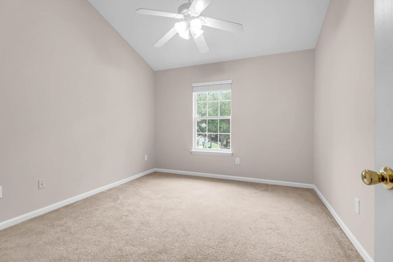 8712 Grassy Oak Trail Photo 31