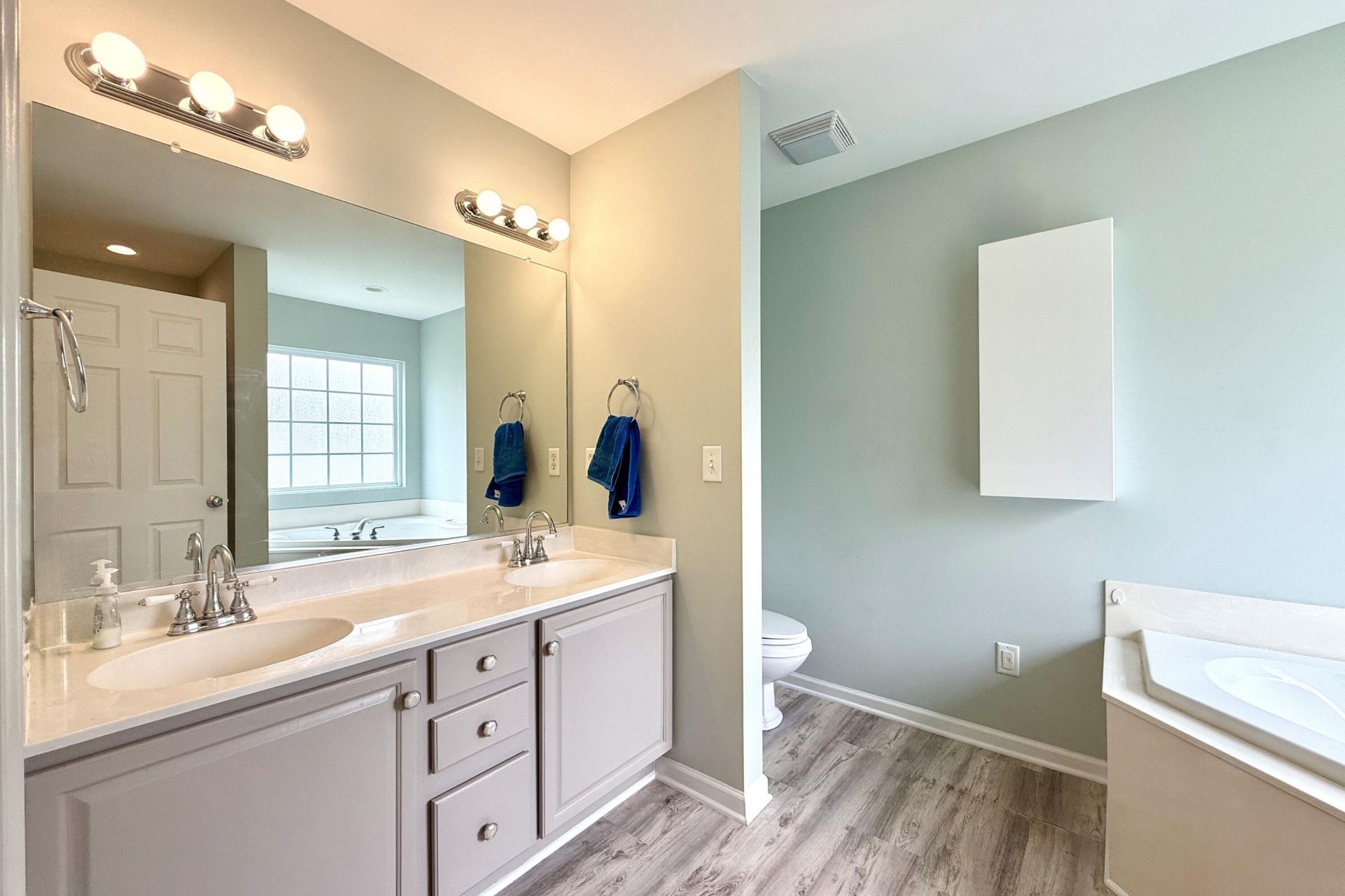 510 Rosings Drive Photo 12