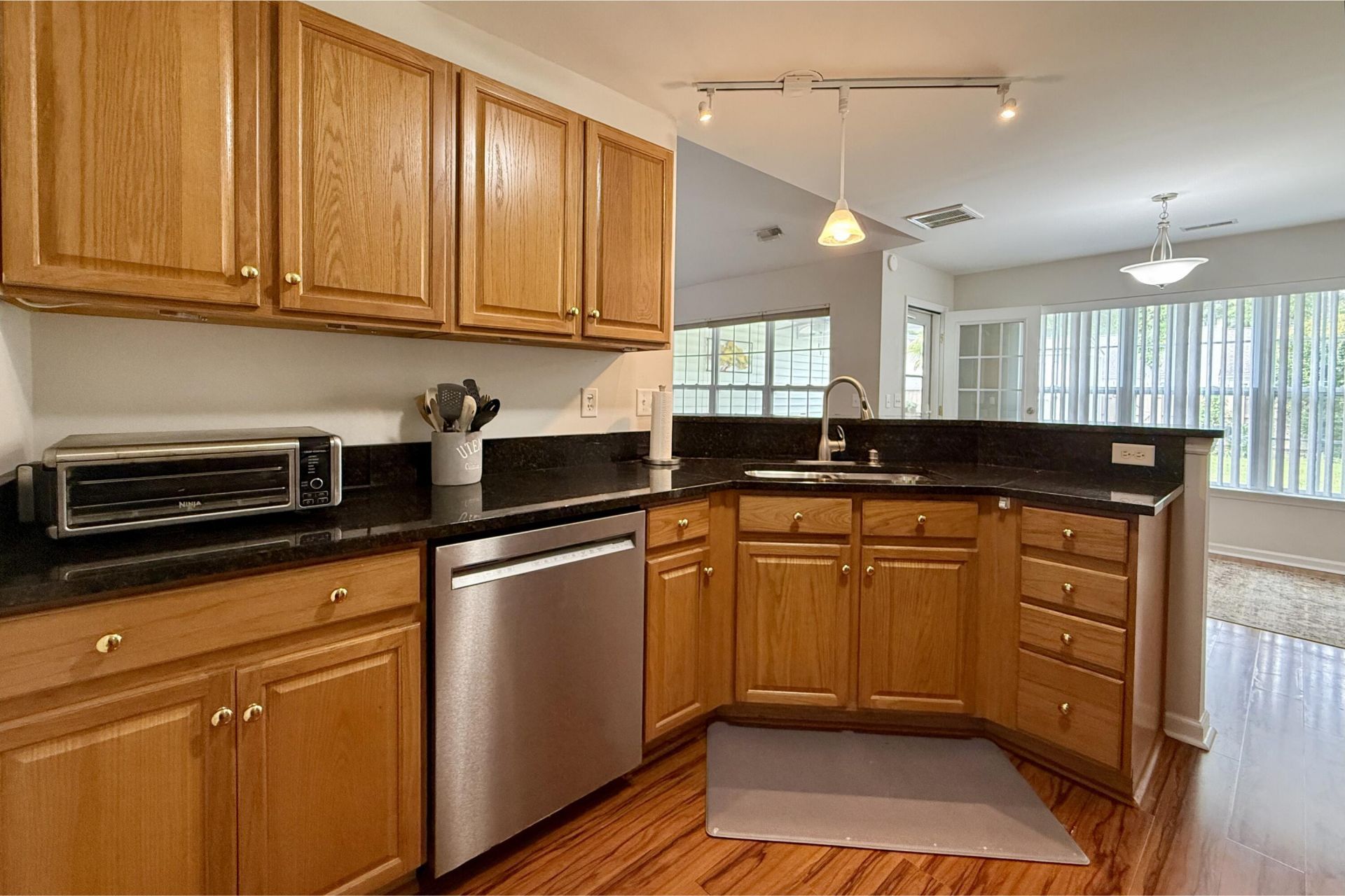 510 Rosings Drive Photo 6