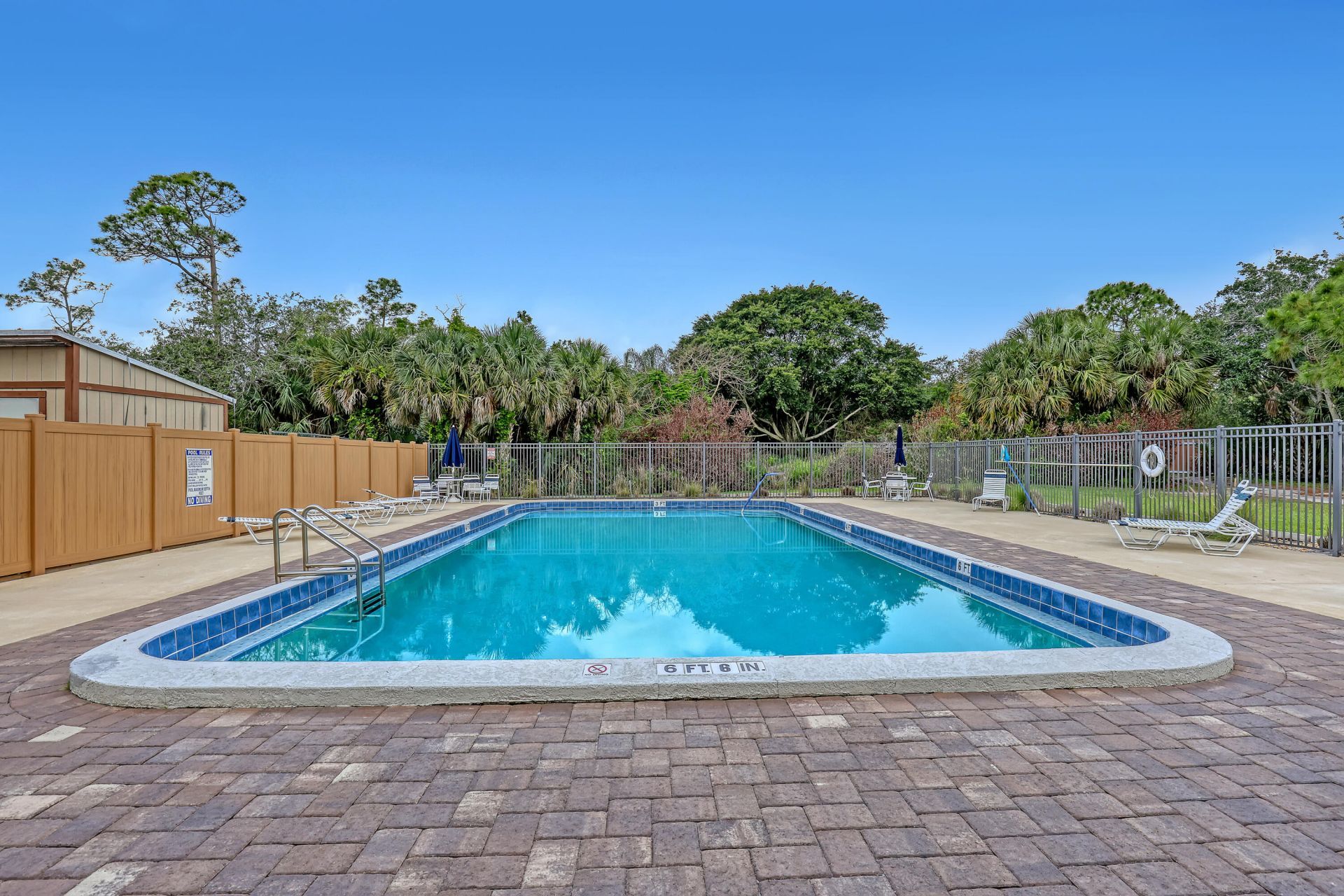 5808 SE Riverboat Drive, Unit 304, Stuart, FL 34997 Photo