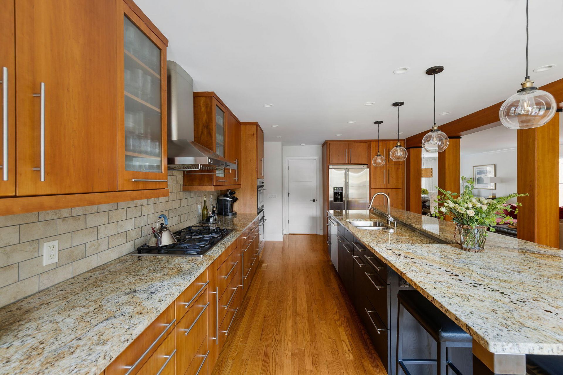 272 Bampfield Drive Photo 7