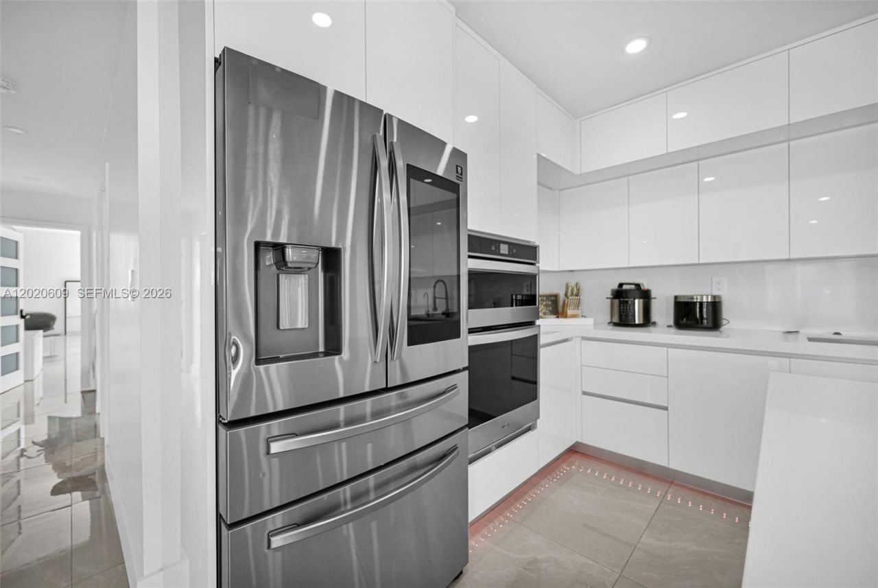 10202 SW 33rd St , Miami, FL 33165 Photo