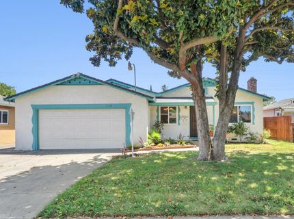2318 Thompson Way, Sacramento, CA 95822 Photo