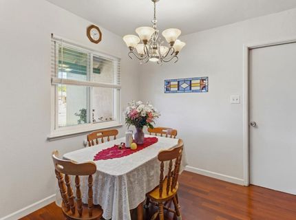 2318 Thompson Way, Sacramento, CA 95822 Photo