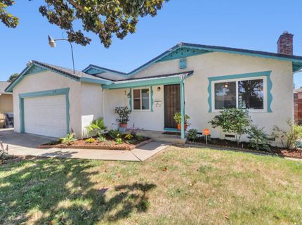 2318 Thompson Way, Sacramento, CA 95822 Photo