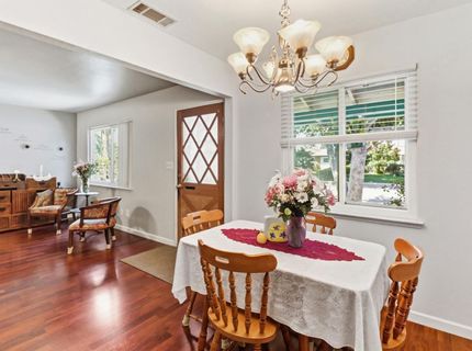 2318 Thompson Way, Sacramento, CA 95822 Photo