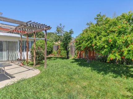 2318 Thompson Way, Sacramento, CA 95822 Photo