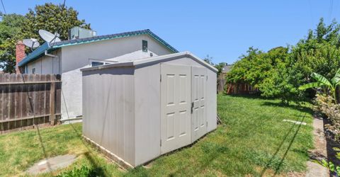 2318 Thompson Way, Sacramento, CA 95822 Photo