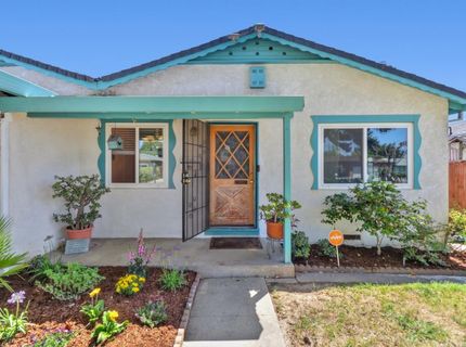 2318 Thompson Way, Sacramento, CA 95822 Photo