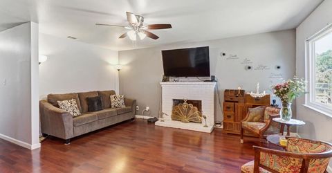 2318 Thompson Way, Sacramento, CA 95822 Photo
