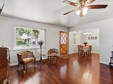2318 Thompson Way, Sacramento, CA 95822 Photo