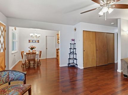 2318 Thompson Way, Sacramento, CA 95822 Photo
