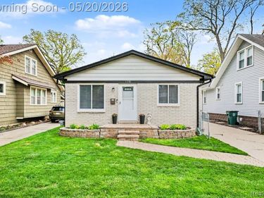 614 Gardenia Avenue, Royal Oak, MI 48067