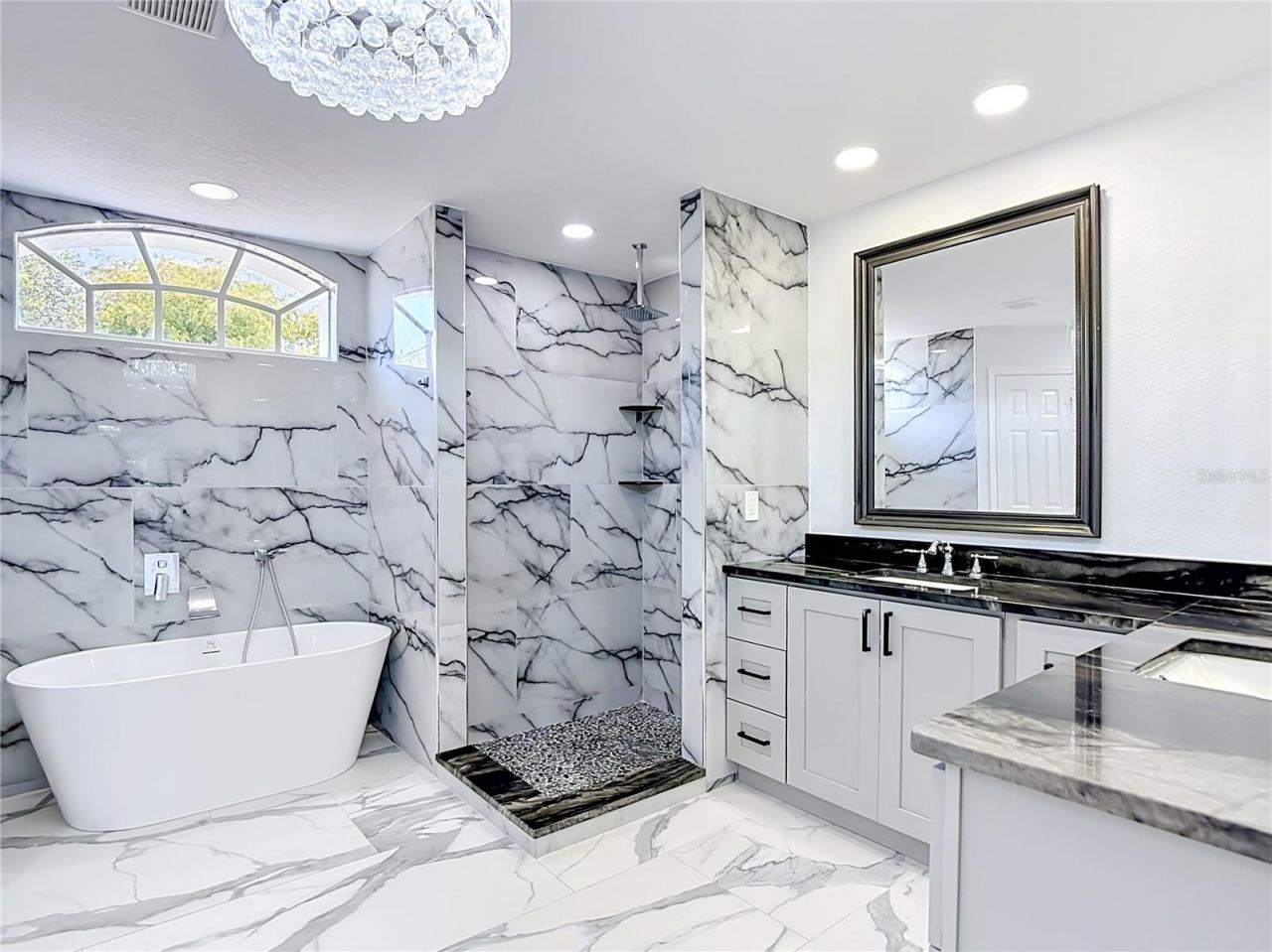 2503 Aviation Parkway , Cape Coral, FL 33904 Photo