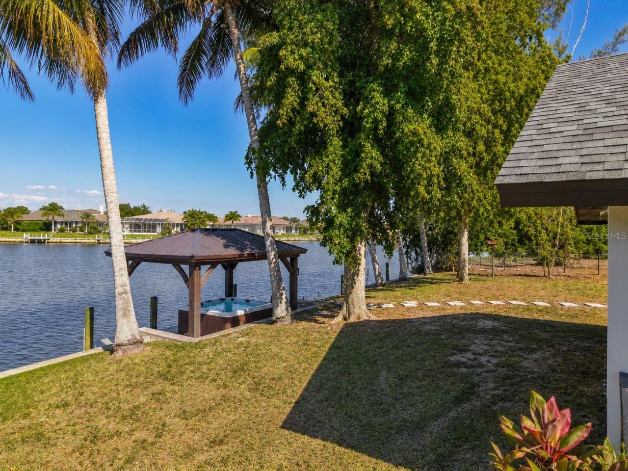 2503 Aviation Parkway , Cape Coral, FL 33904 Photo