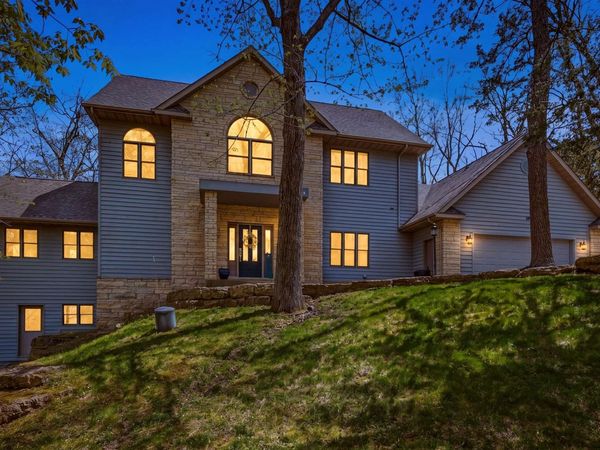 17 Cinnamon Drive, GALENA, IL 61036