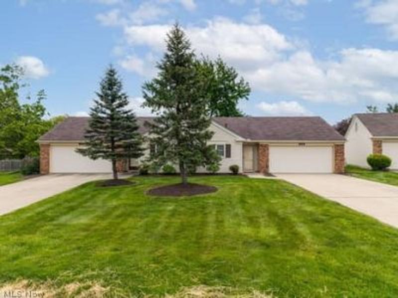 170 Sturbridge Drive, Medina, OH 44256 Photo 2