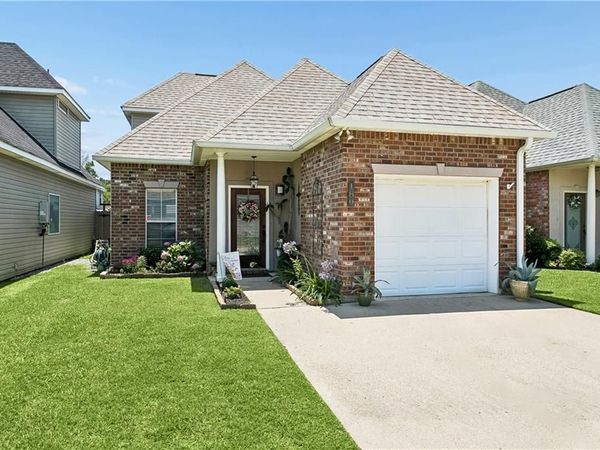189 EMERALD OAKS Drive, Covington, LA 70433