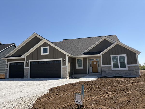 503 Talbot's Woods Dr, Unit Lt36, Dousman, WI 53066