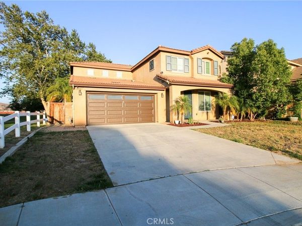 26982 Back Bay Drive, Menifee, CA 92585