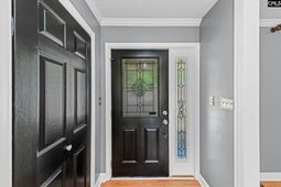 628 Hampton Circle photo 4