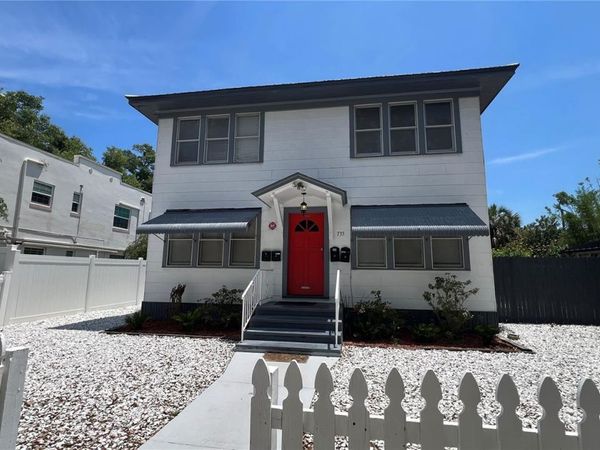 735 GROVE STREET N, ST PETERSBURG, FL 33701