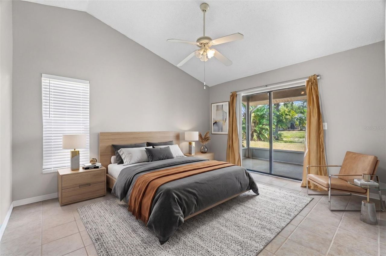 7807 38th Court E, Sarasota, FL 34243 Photo