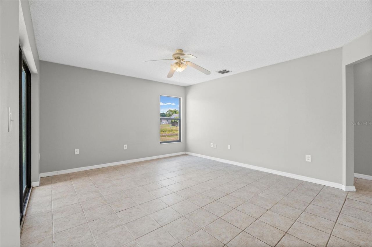 7807 38th Court E, Sarasota, FL 34243 Photo