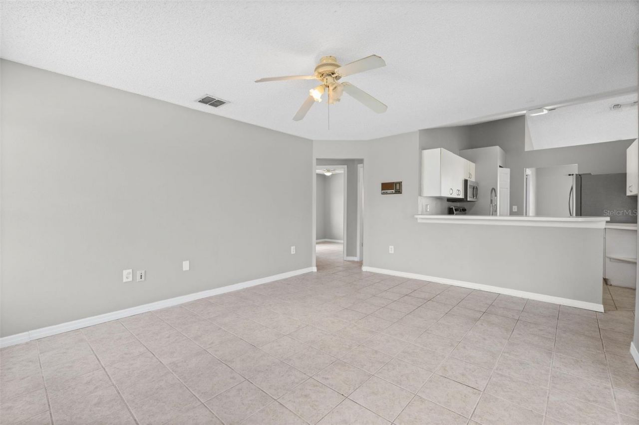 7807 38th Court E, Sarasota, FL 34243 Photo