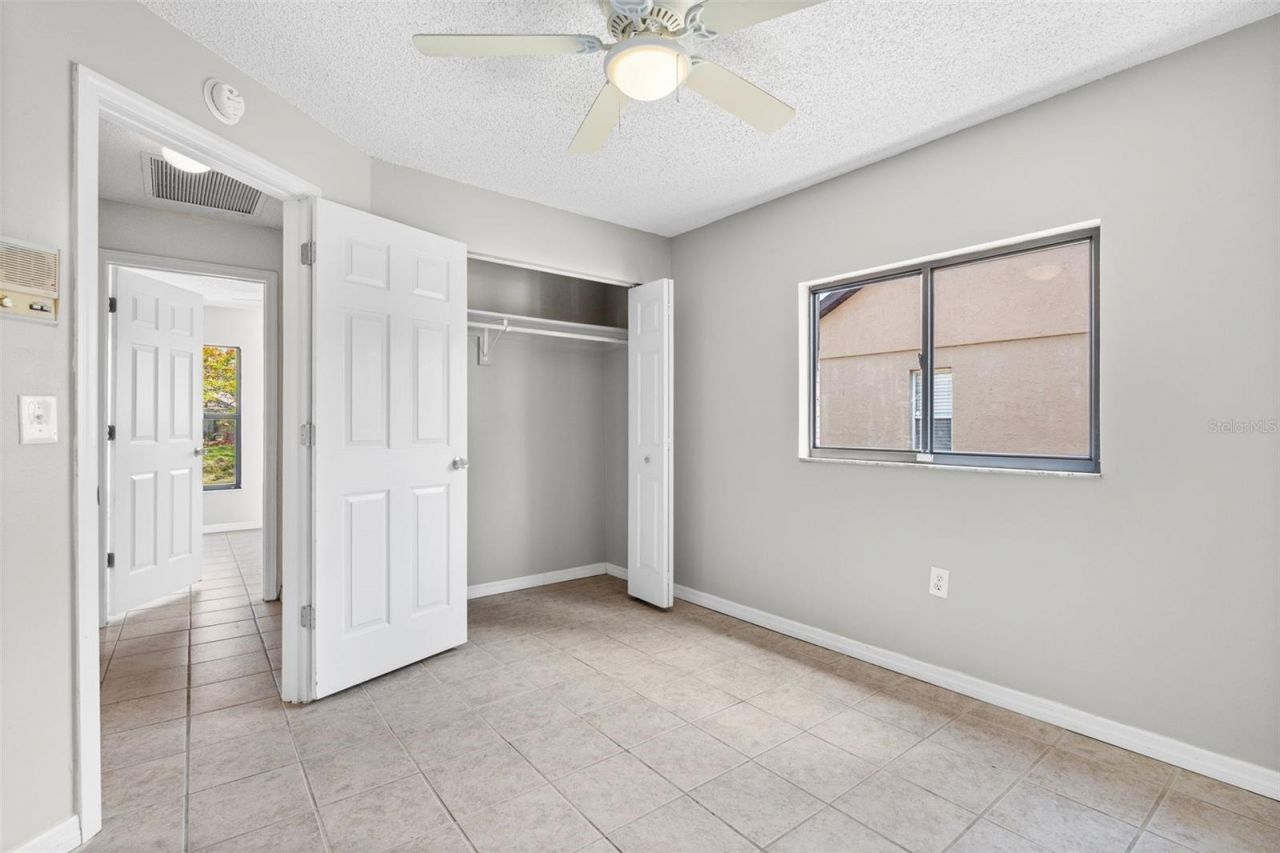 7807 38th Court E, Sarasota, FL 34243 Photo